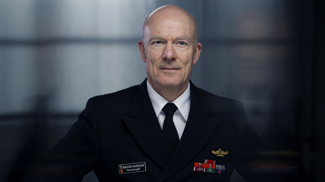Forsvarssjef Admiral Haakon Bruun-Hanssen