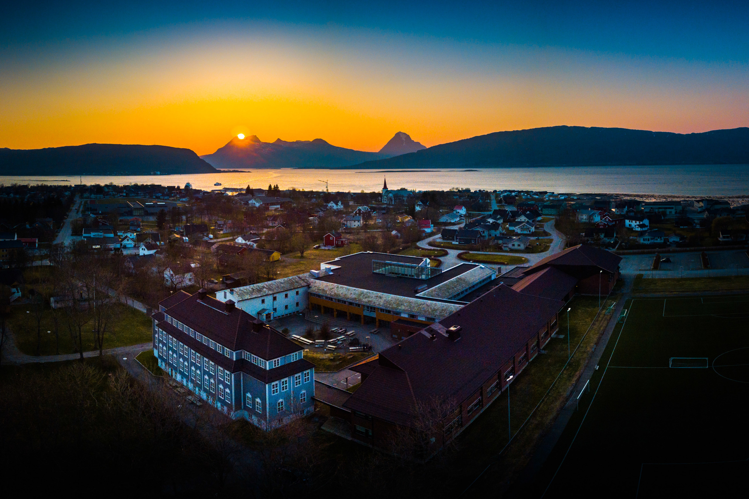 Nesna-Hoyskolebygg-universitetet-i-Nord-Hans-Petter-Sorensen-3-scaled.jpg 1. desember 2020
